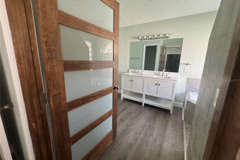 Casa en alquiler en Orlando, Florida, 3 dormitorios, 193.24 m2 № 2156332 - foto 20