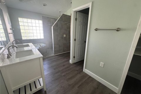 Casa en alquiler en Orlando, Florida, 3 dormitorios, 193.24 m2 № 2156332 - foto 17