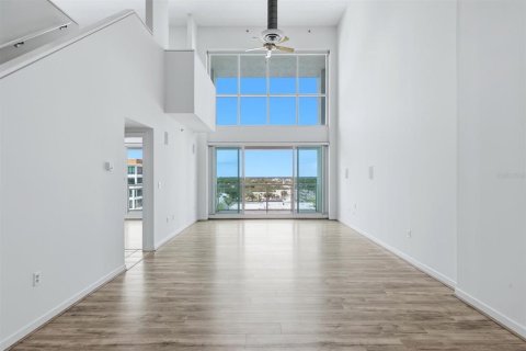 Copropriété à vendre à Sarasota, Floride: 2 chambres, 134.99 m2 № 2406257 - photo 3