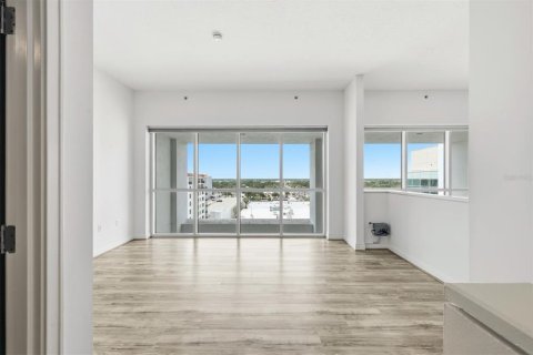 Copropriété à vendre à Sarasota, Floride: 2 chambres, 134.99 m2 № 2406257 - photo 21