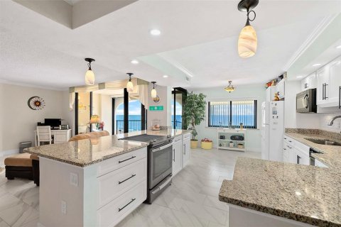 Copropriété à vendre à Daytona Beach Shores, Floride: 2 chambres, 157.93 m2 № 2334052 - photo 4