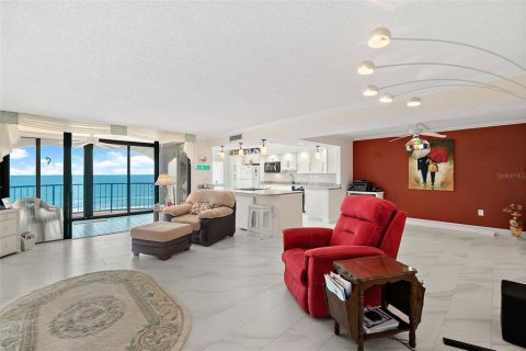 Copropriété à vendre à Daytona Beach Shores, Floride: 2 chambres, 157.93 m2 № 2334052 - photo 13