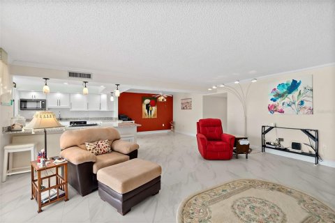 Copropriété à vendre à Daytona Beach Shores, Floride: 2 chambres, 157.93 m2 № 2334052 - photo 10