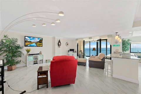 Copropriété à vendre à Daytona Beach Shores, Floride: 2 chambres, 157.93 m2 № 2334052 - photo 11
