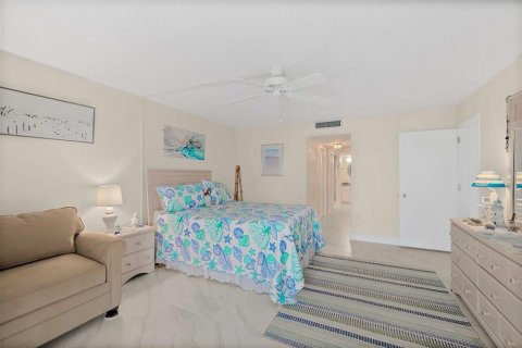 Copropriété à vendre à Daytona Beach Shores, Floride: 2 chambres, 157.93 m2 № 2334052 - photo 27