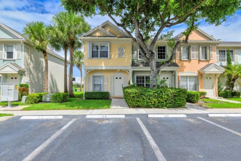 Touwnhouse à vendre à Weston, Floride: 2 chambres, 103.12 m2 № 2415637 - photo 2