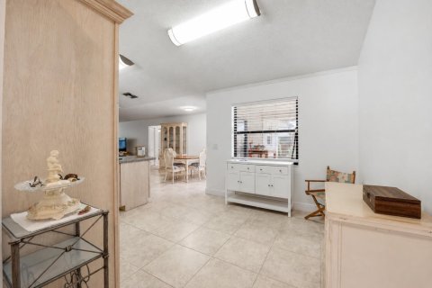 Villa ou maison à vendre à Lantana, Floride: 3 chambres, 162.02 m2 № 2254900 - photo 5