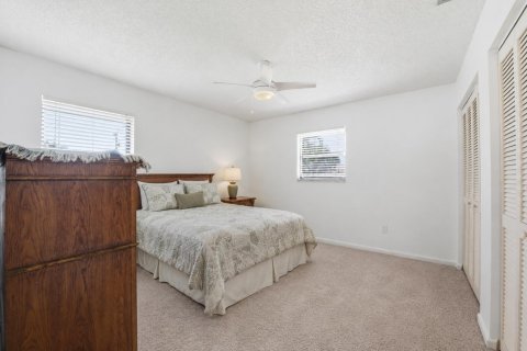 Villa ou maison à vendre à Lantana, Floride: 3 chambres, 162.02 m2 № 2254900 - photo 18