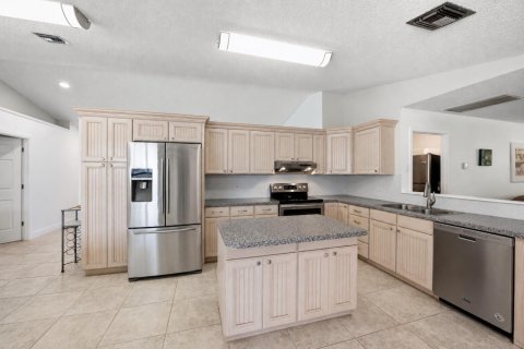 Villa ou maison à vendre à Lantana, Floride: 3 chambres, 162.02 m2 № 2254900 - photo 7