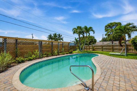Villa ou maison à vendre à Lantana, Floride: 3 chambres, 162.02 m2 № 2254900 - photo 25