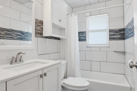 Villa ou maison à vendre à Lantana, Floride: 3 chambres, 162.02 m2 № 2254900 - photo 19