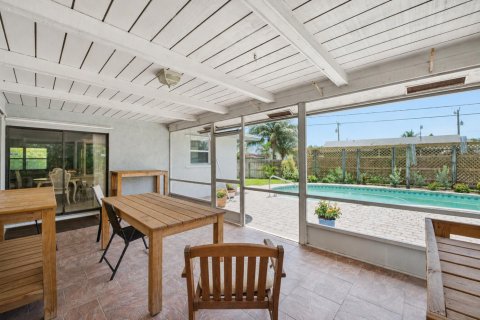 Villa ou maison à vendre à Lantana, Floride: 3 chambres, 162.02 m2 № 2254900 - photo 22