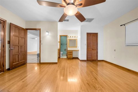 House in Saint Petersburg, Florida 3 bedrooms, 183.2 sq.m. № 1902177 - photo 21
