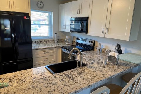 Condo in Punta Gorda, Florida, 2 bedrooms  № 1510843 - photo 3