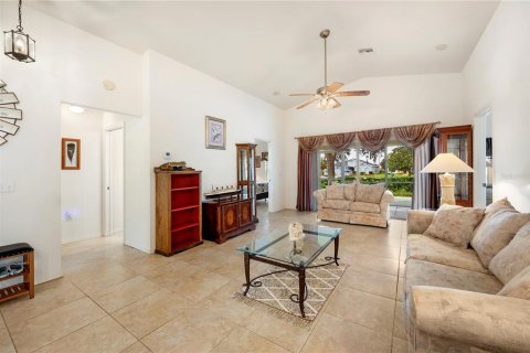 House in Lake Wales, Florida 3 bedrooms, 128.67 sq.m. № 1404021 - photo 7