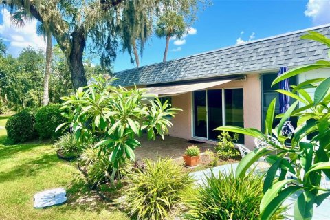 Condo in New Port Richey, Florida, 2 bedrooms  № 1895080 - photo 25