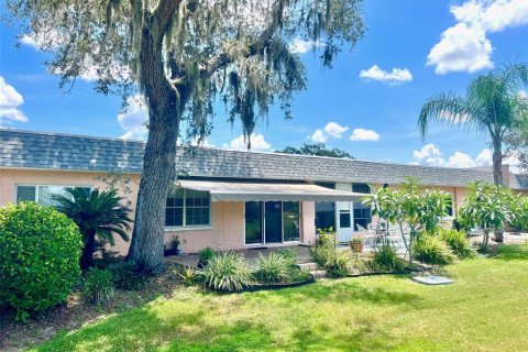 Condo in New Port Richey, Florida, 2 bedrooms  № 1895080 - photo 22