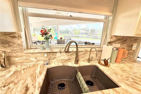Casa en venta en Tavares, Florida, 2 dormitorios, 126.9 m2 № 2210104 - foto 25