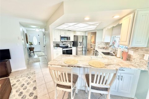 Casa en venta en Tavares, Florida, 2 dormitorios, 126.9 m2 № 2210104 - foto 22