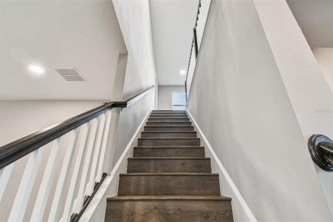 Casa en venta en Wesley Chapel, Florida, 5 dormitorios, 308.06 m2 № 1759263 - foto 24