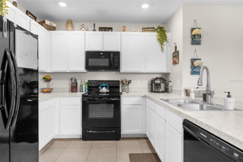 Casa en venta en Brooksville, Florida, 3 dormitorios, 142.6 m2 № 1911038 - foto 11