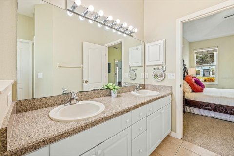 Villa ou maison à vendre à Edgewater, Floride: 3 chambres, 168.15 m2 № 2403194 - photo 19