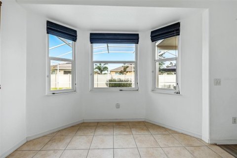 Villa ou maison à vendre à Edgewater, Floride: 3 chambres, 168.15 m2 № 2403194 - photo 11