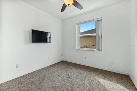 Villa ou maison à vendre à Edgewater, Floride: 3 chambres, 168.15 m2 № 2403194 - photo 23
