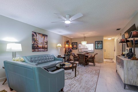 Condo in Vero Beach, Florida, 2 bedrooms  № 2173826 - photo 4
