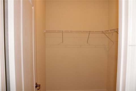 Villa ou maison à louer à Bradenton, Floride: 3 chambres, 170.57 m2 № 1311731 - photo 23