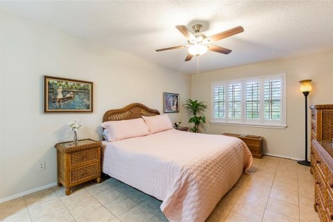 Condominio en venta en Palm Harbor, Florida, 2 dormitorios, 114.27 m2 № 1762217 - foto 11