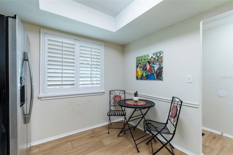 Condominio en venta en Palm Harbor, Florida, 2 dormitorios, 114.27 m2 № 1762217 - foto 3