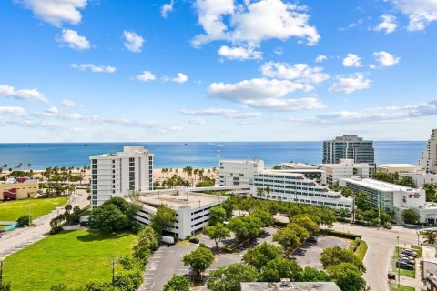 Condo in Fort Lauderdale, Florida, 3 bedrooms  № 2146387 - photo 20