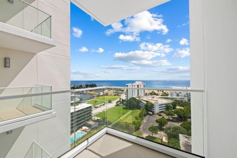 Condo in Fort Lauderdale, Florida, 3 bedrooms  № 2146387 - photo 29
