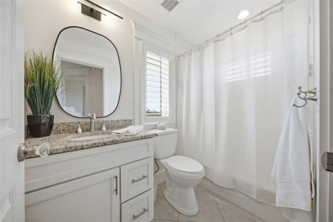 Casa en venta en Bradenton Beach, Florida, 4 dormitorios, 228.91 m2 № 2383656 - foto 23