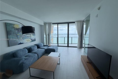 Снять в аренду кондоминиум в Майами, Флорида 2 спальни, 99.68м2, № 2068954 - фото 2