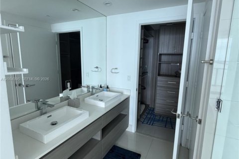Снять в аренду кондоминиум в Майами, Флорида 2 спальни, 99.68м2, № 2068954 - фото 6