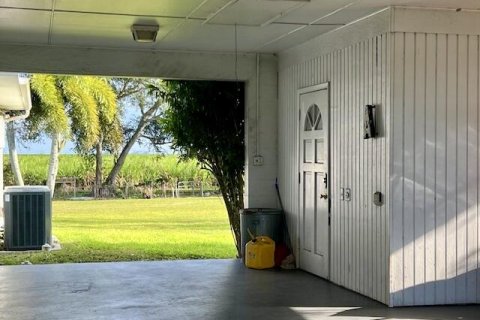 Casa en venta en Canal Point, Florida, 3 dormitorios, 360.46 m2 № 945441 - foto 1