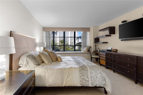 Купить кондоминиум в Халландейл-Бич, Флорида 2 спальни, 130.06м2, № 2025212 - фото 22