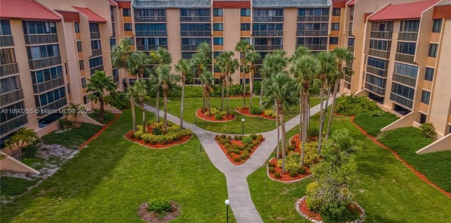 Condo à Port Charlotte, Floride, 1 chambre  № 1946846
