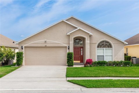Villa ou maison à louer à Sanford, Floride: 3 chambres, 151.15 m2 № 1838535 - photo 1