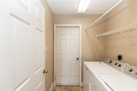Villa ou maison à louer à Sanford, Floride: 3 chambres, 151.15 m2 № 1838535 - photo 25
