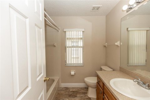 Villa ou maison à louer à Sanford, Floride: 3 chambres, 151.15 m2 № 1838535 - photo 17