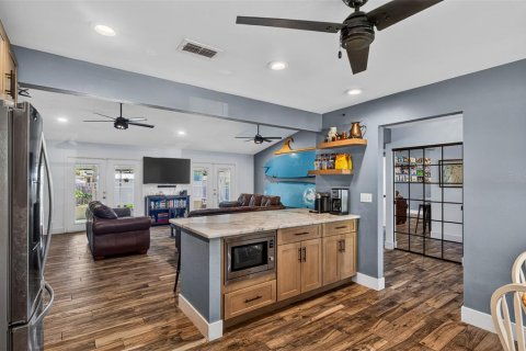 Villa ou maison à vendre à Edgewater, Floride: 3 chambres, 142.88 m2 № 2203717 - photo 2