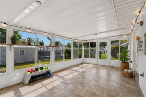 Villa ou maison à vendre à Edgewater, Floride: 3 chambres, 142.88 m2 № 2203717 - photo 29