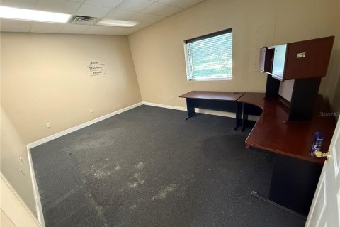 Immobilier commercial à vendre à Longwood, Floride: 1282.05 m2 № 2413499 - photo 13