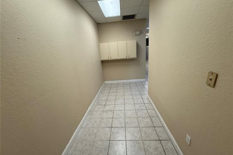 Immobilier commercial à vendre à Longwood, Floride: 1282.05 m2 № 2413499 - photo 12