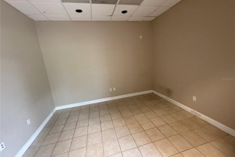 Immobilier commercial à vendre à Longwood, Floride: 1282.05 m2 № 2413499 - photo 11