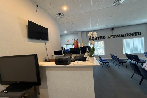 Immobilier commercial à vendre à Longwood, Floride: 1282.05 m2 № 2413499 - photo 28