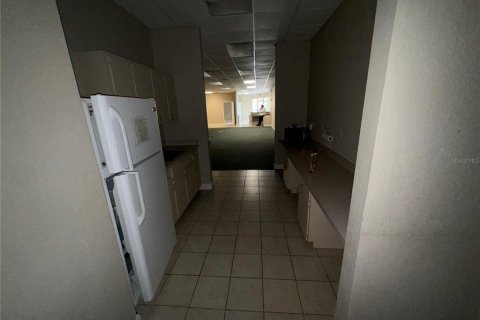 Immobilier commercial à vendre à Longwood, Floride: 1282.05 m2 № 2413499 - photo 8